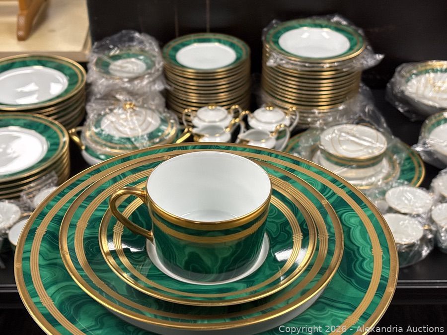 100-piece Christian Dior Gaudron Malachite (service for 18) green